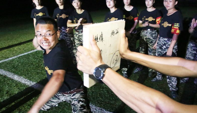 《军魂》企业军事拓展训练课程